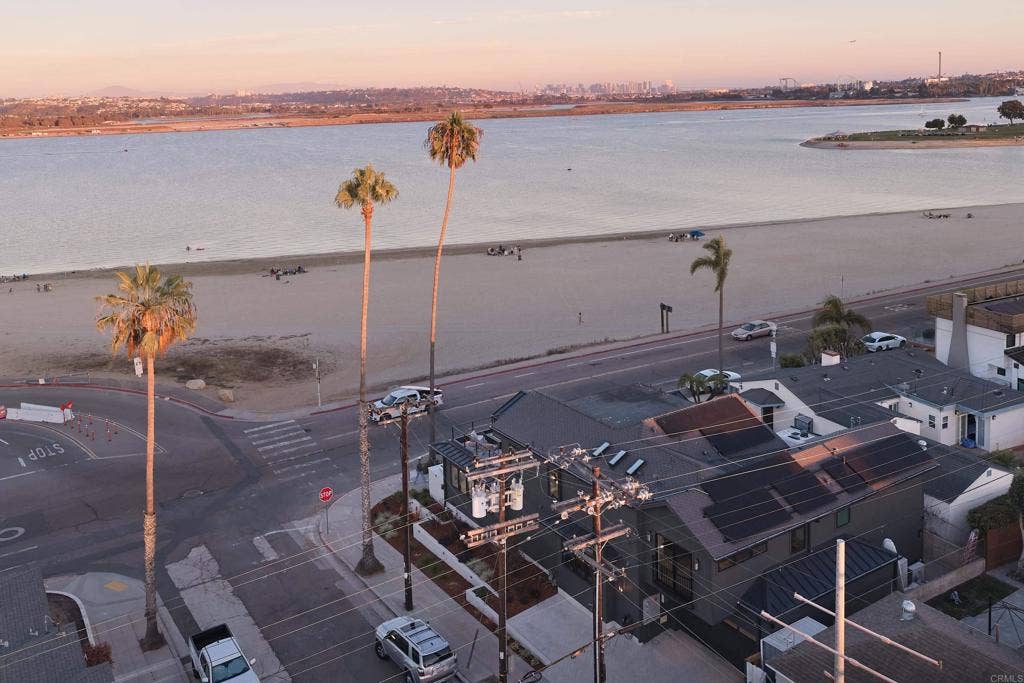 3442 Crown Point Drive, San Diego, CA 92109