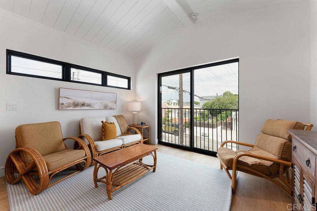 3442 Crown Point Drive, San Diego, CA 92109