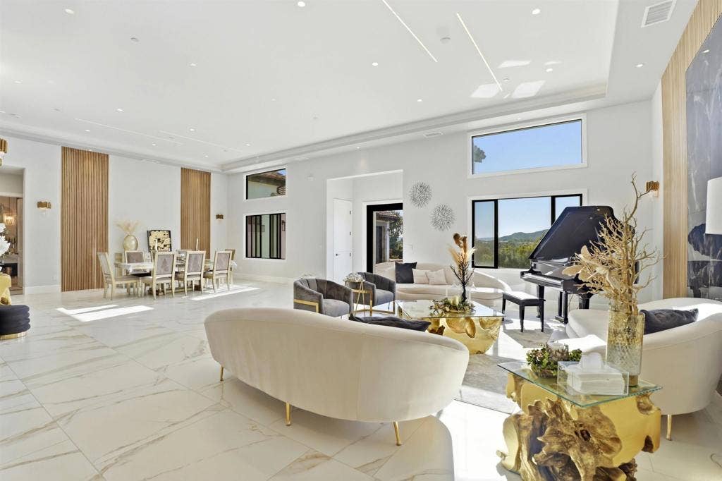 14989 Orchard View Drive, Poway, CA 92064 14989 Orchard View Drive, Poway, CA 92064