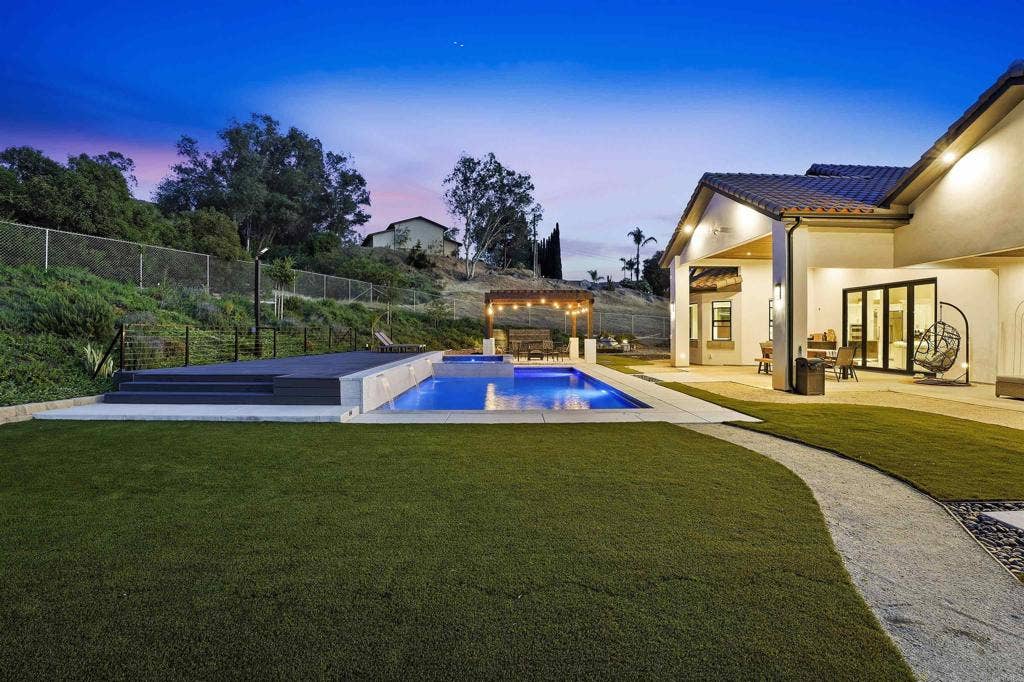14989 Orchard View Drive, Poway, CA 92064 14989 Orchard View Drive, Poway, CA 92064