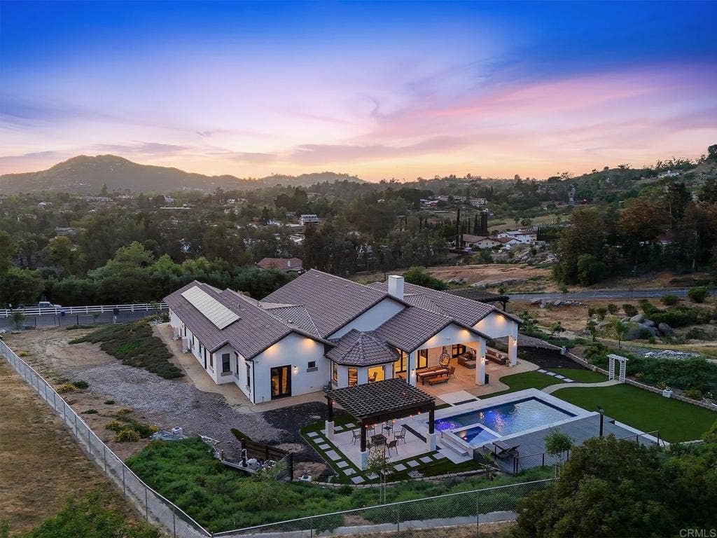 14989 Orchard View Drive, Poway, CA 92064 14989 Orchard View Drive, Poway, CA 92064