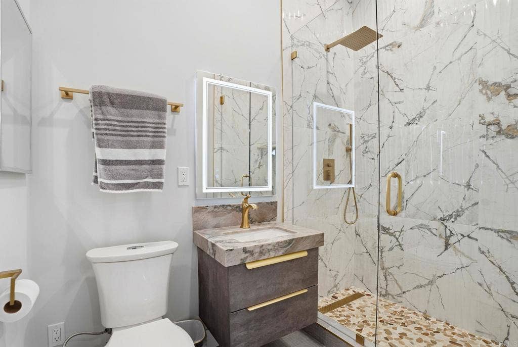 14989 Orchard View Drive, Poway, CA 92064 14989 Orchard View Drive, Poway, CA 92064