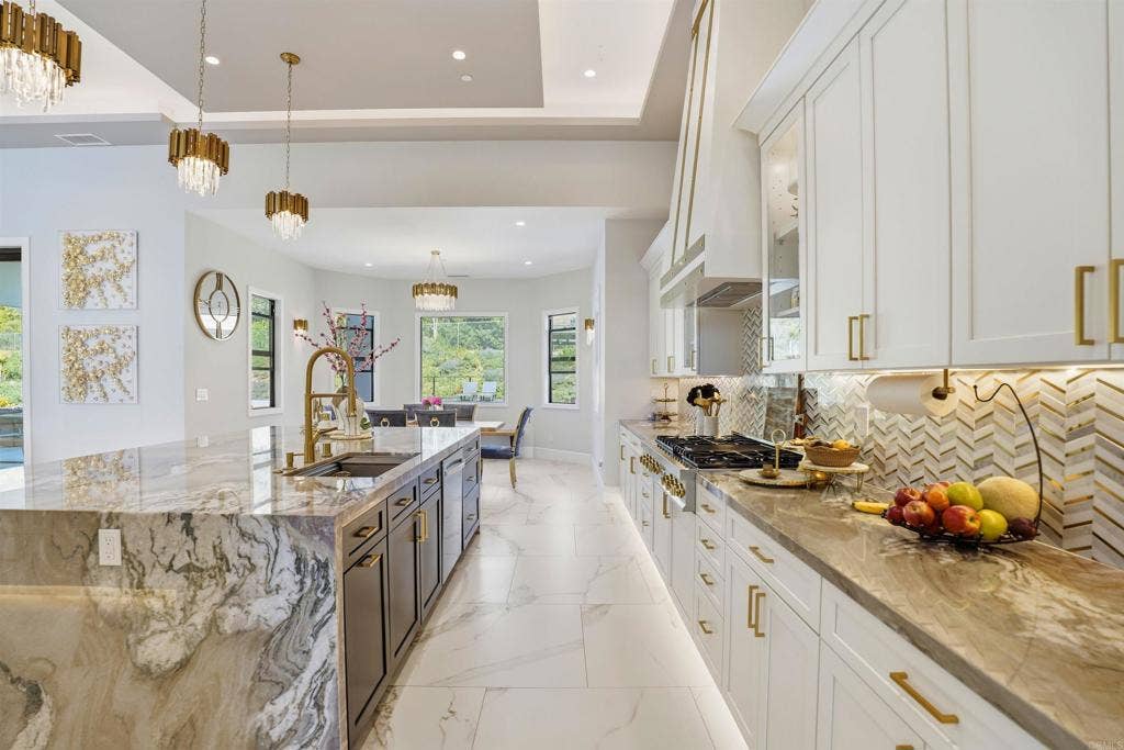 14989 Orchard View Drive, Poway, CA 92064 14989 Orchard View Drive, Poway, CA 92064