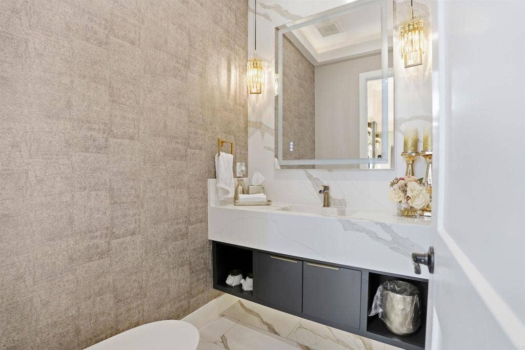 14989 Orchard View Drive, Poway, CA 92064 Powder Room