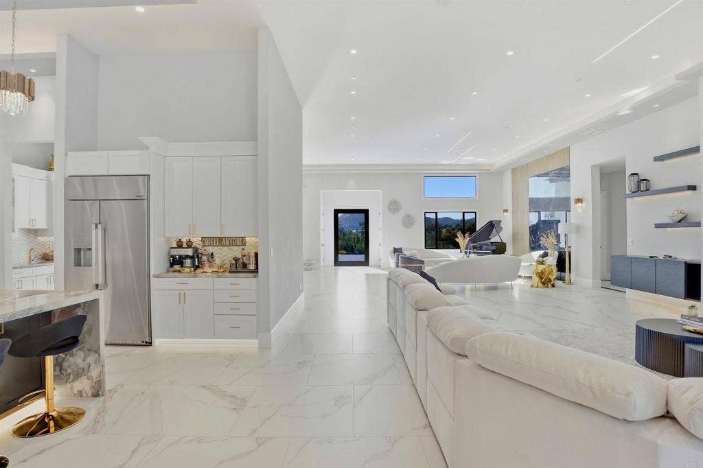14989 Orchard View Drive, Poway, CA 92064 14989 Orchard View Drive, Poway, CA 92064