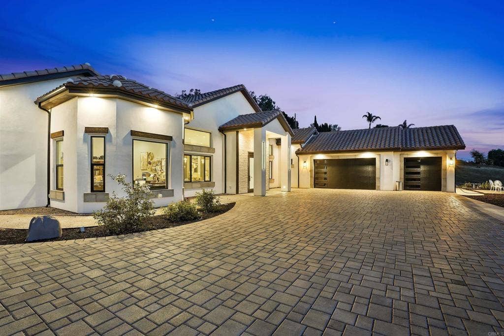 14989 Orchard View Drive, Poway, CA 92064 14989 Orchard View Drive, Poway, CA 92064