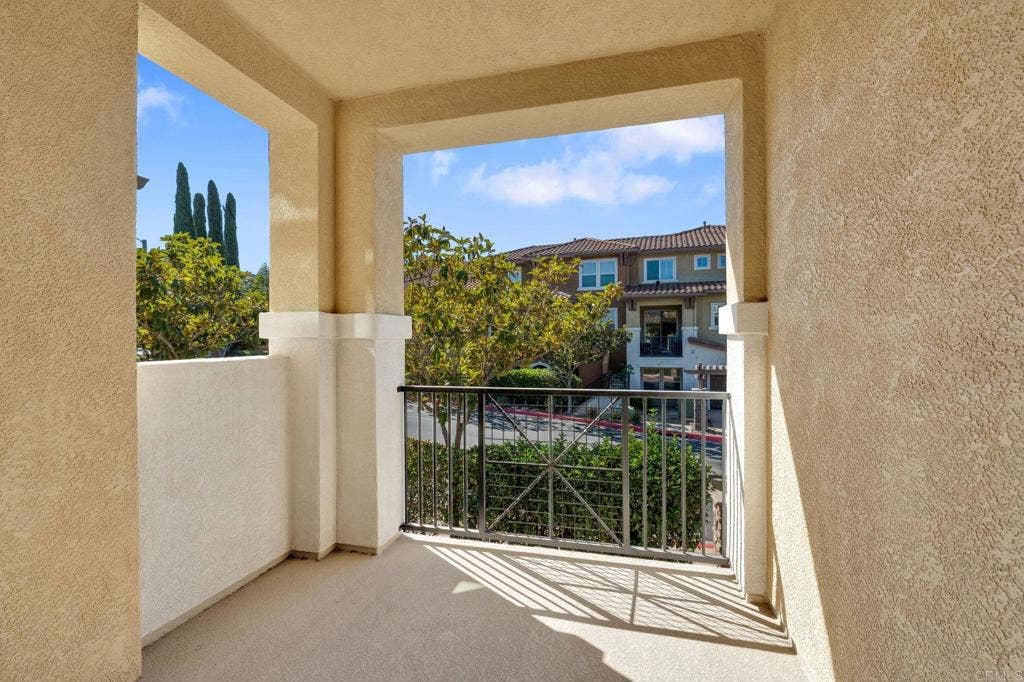 164 Via Montisi, Santee, CA 92071 164 Via Montisi, Santee, CA 92071