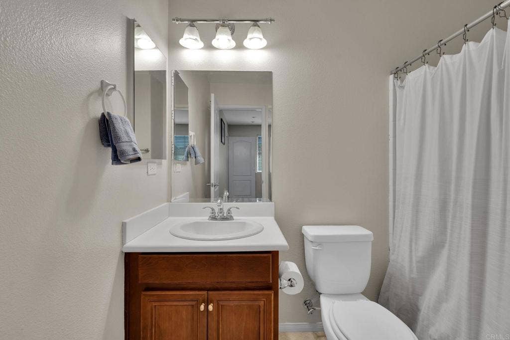 164 Via Montisi, Santee, CA 92071 164 Via Montisi, Santee, CA 92071