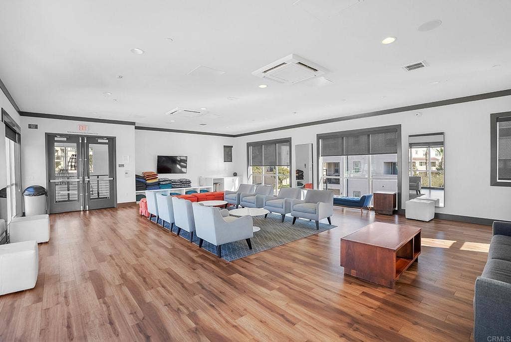 5201 Beachside Ln, #130, San Diego, CA 92154 5201 Beachside Ln, #130, San Diego, CA 92154