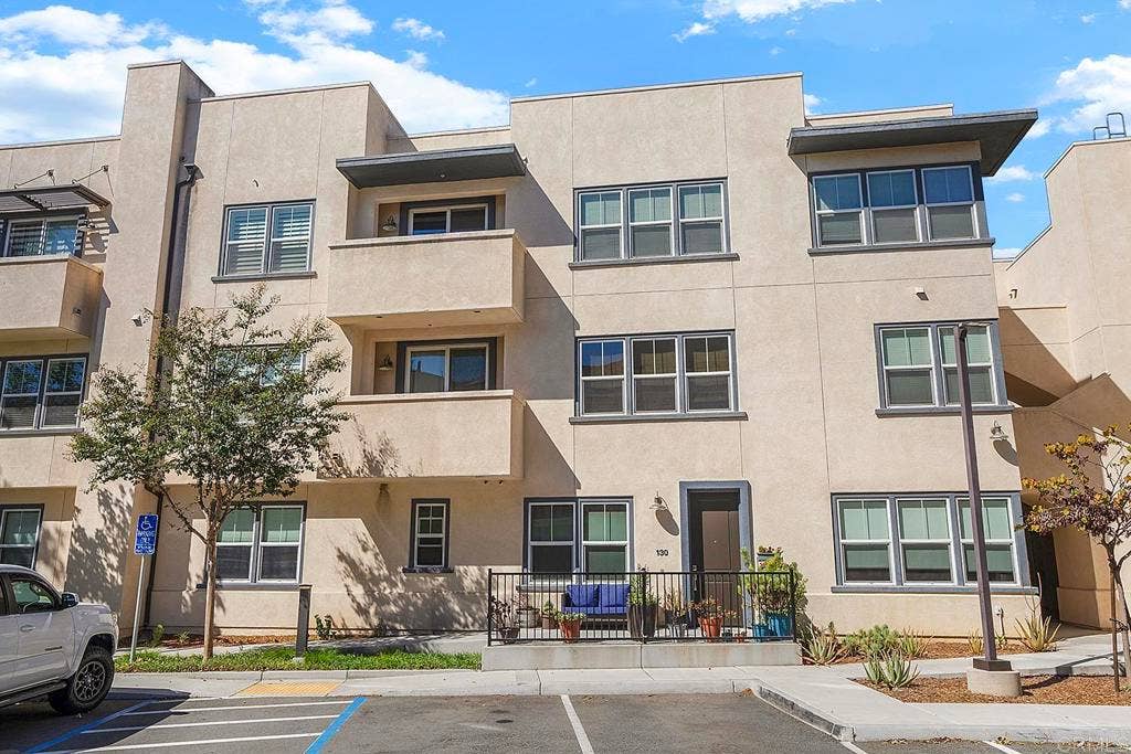 5201 Beachside Ln, #130, San Diego, CA 92154 5201 Beachside Ln, #130, San Diego, CA 92154