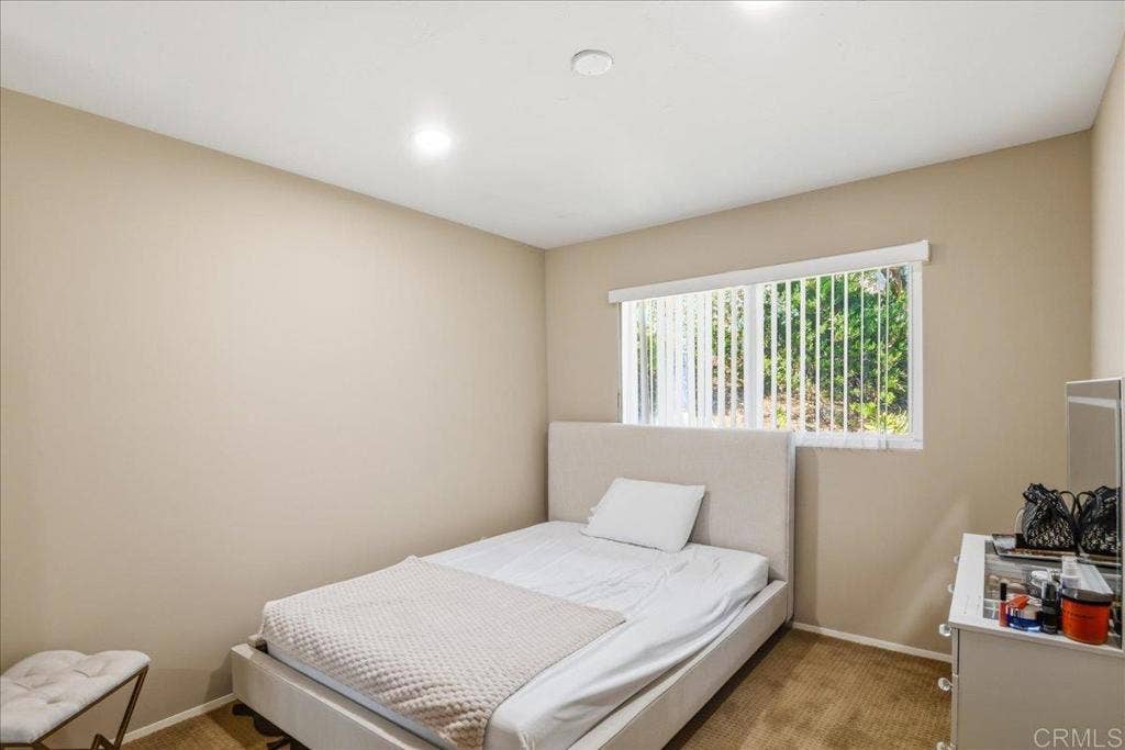 1695 Arnheim CT, El Cajon, CA 92021 1695 Arnheim CT, El Cajon, CA 92021