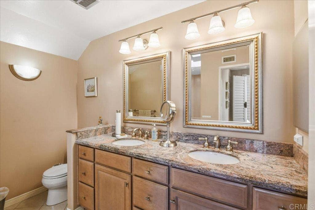 1695 Arnheim CT, El Cajon, CA 92021 1695 Arnheim CT, El Cajon, CA 92021