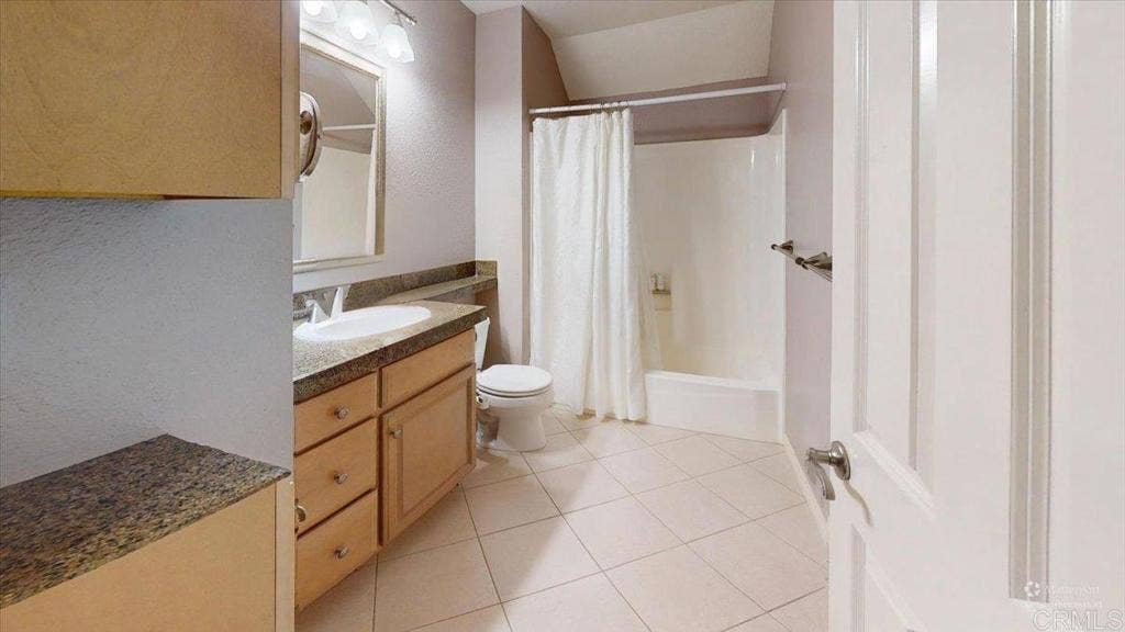 1695 Arnheim CT, El Cajon, CA 92021 1695 Arnheim CT, El Cajon, CA 92021