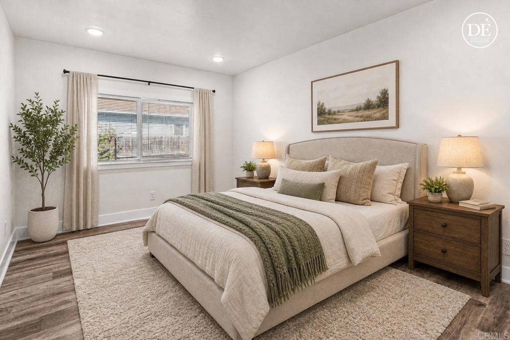 5206 La Paz Drive, San Diego, CA 92114 5206 La Paz Drive, San Diego, CA 92114