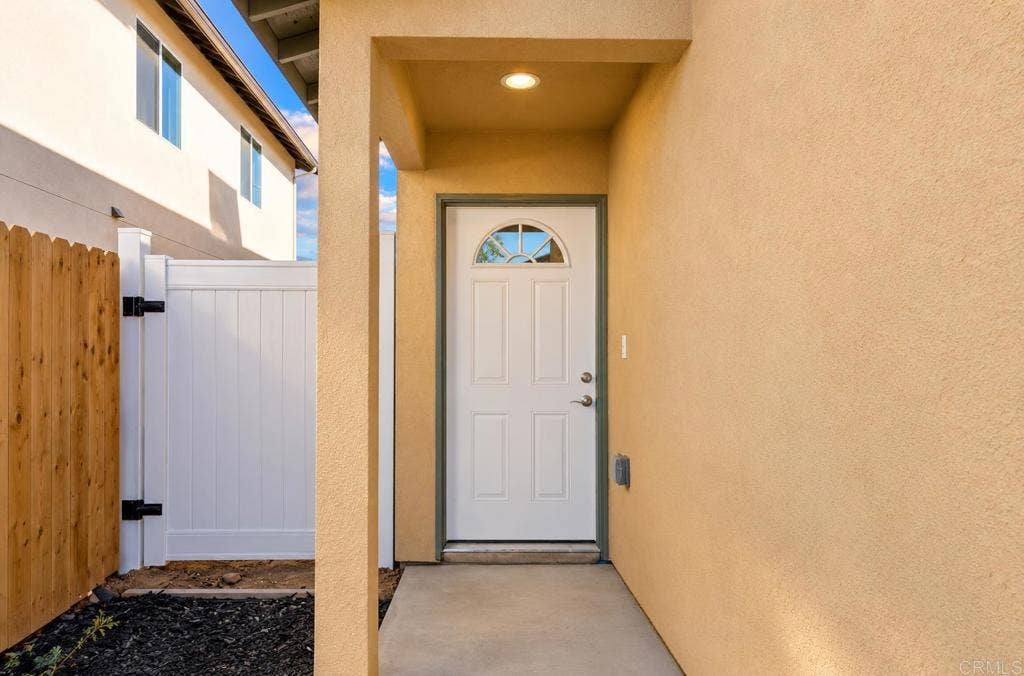 1410 Monterey Street, Bakersfield, CA 93305