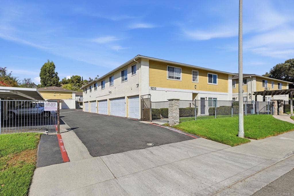 9210 Kenwood Dr #K, Spring Valley, CA 91977 9210 Kenwood Dr #K, Spring Valley, CA 91977