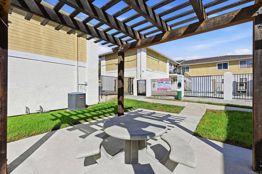 9210 Kenwood Dr #K, Spring Valley, CA 91977 9210 Kenwood Dr #K, Spring Valley, CA 91977