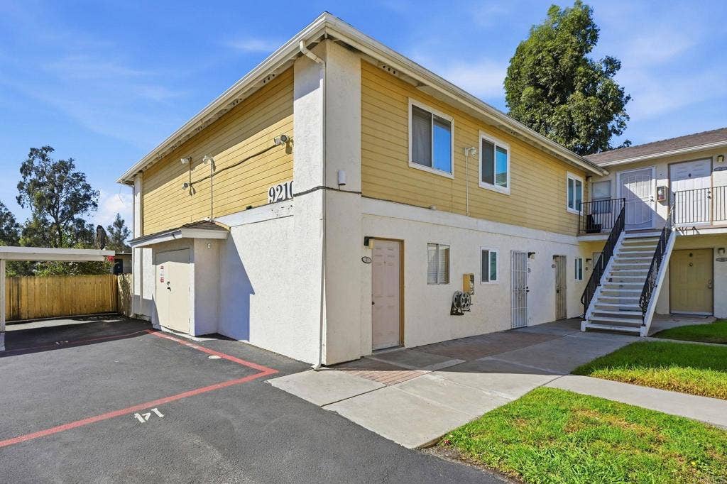 9210 Kenwood Dr #K, Spring Valley, CA 91977 9210 Kenwood Dr #K, Spring Valley, CA 91977