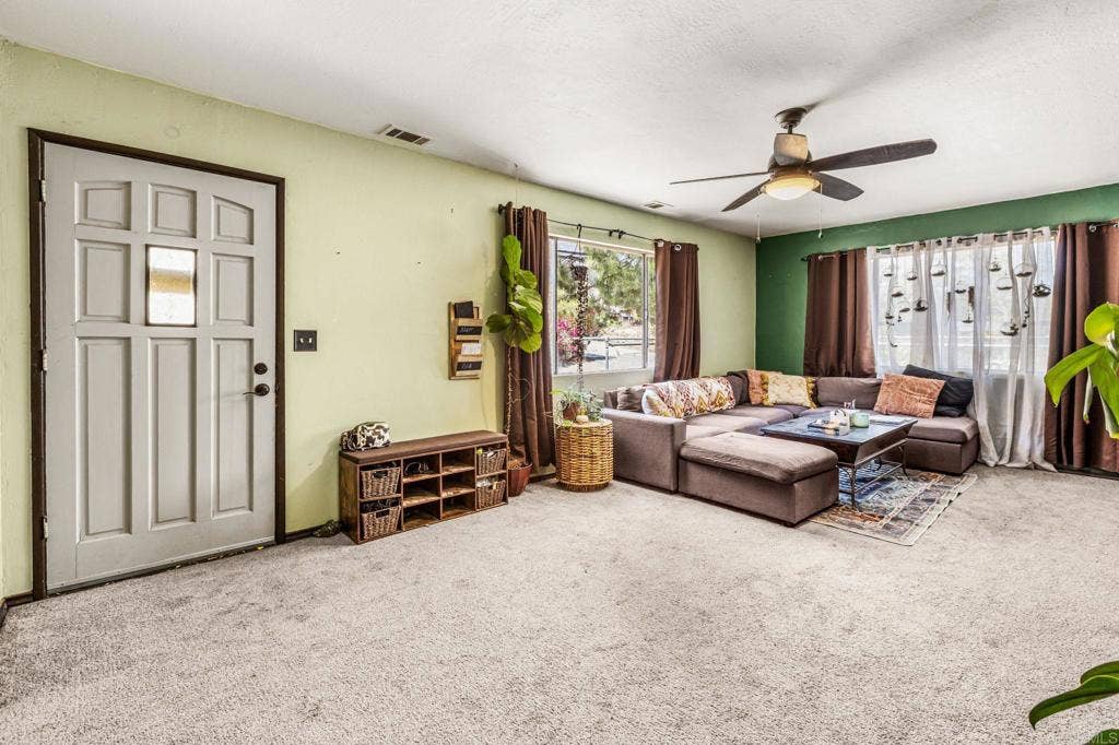 33200 Benner Street, Lake Elsinore, CA 92530 33200 Benner Street, Lake Elsinore, CA 92530