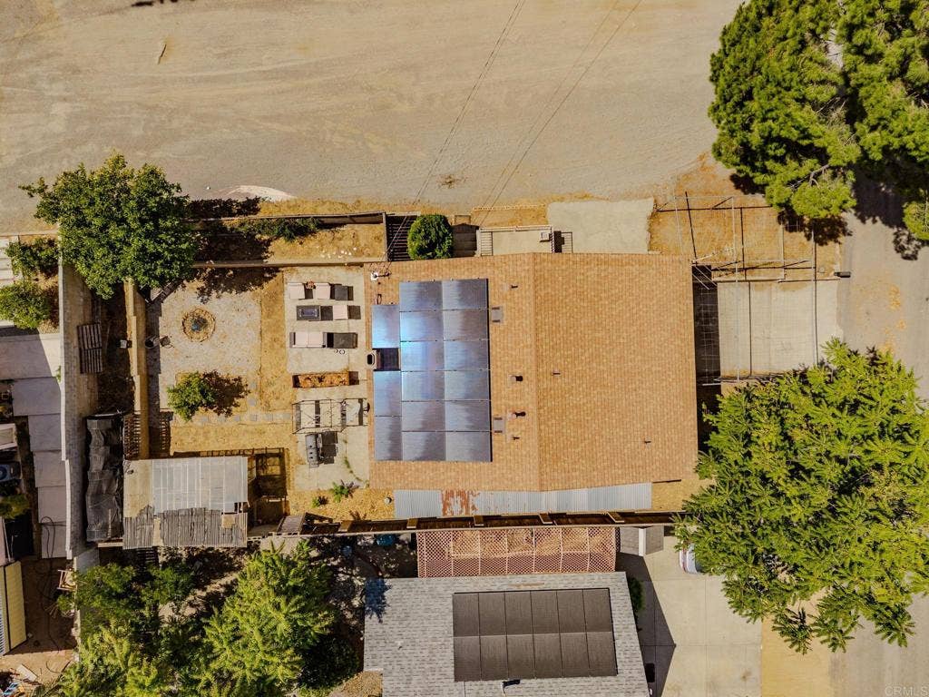 33200 Benner Street, Lake Elsinore, CA 92530 33200 Benner Street, Lake Elsinore, CA 92530