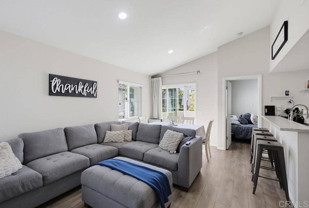 748 Eastshore, #114, Chula Vista, CA 91913 748 Eastshore, #114, Chula Vista, CA 91913