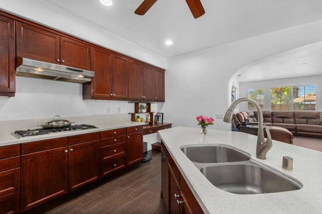 1466 Heatherwood Avenue, Chula Vista, CA 91913 1466 Heatherwood Avenue, Chula Vista, CA 91913
