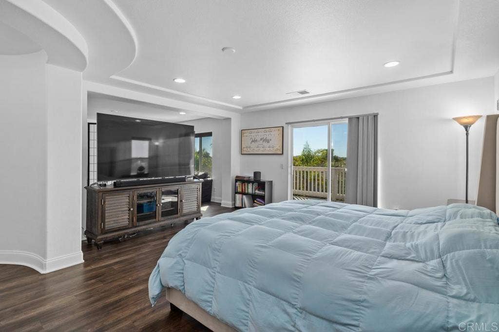 1466 Heatherwood Avenue, Chula Vista, CA 91913 1466 Heatherwood Avenue, Chula Vista, CA 91913