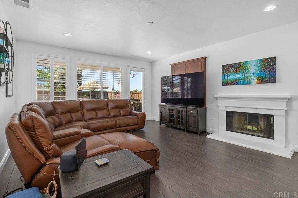 1466 Heatherwood Avenue, Chula Vista, CA 91913 1466 Heatherwood Avenue, Chula Vista, CA 91913
