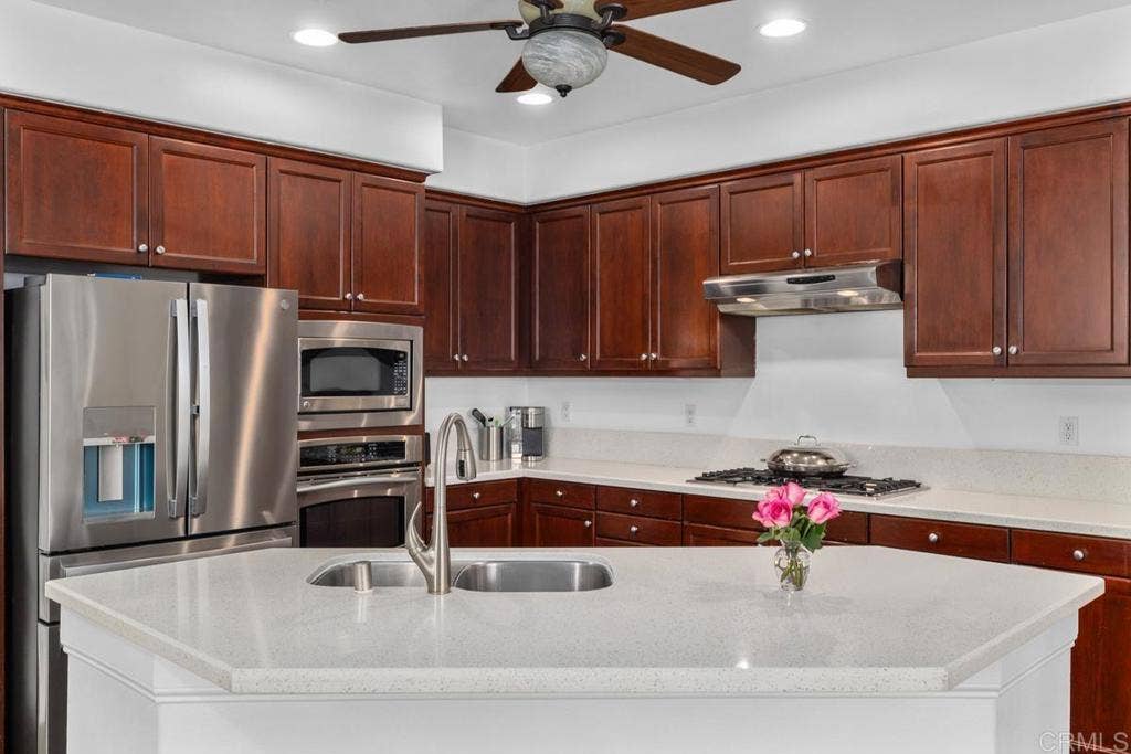 1466 Heatherwood Avenue, Chula Vista, CA 91913 1466 Heatherwood Avenue, Chula Vista, CA 91913
