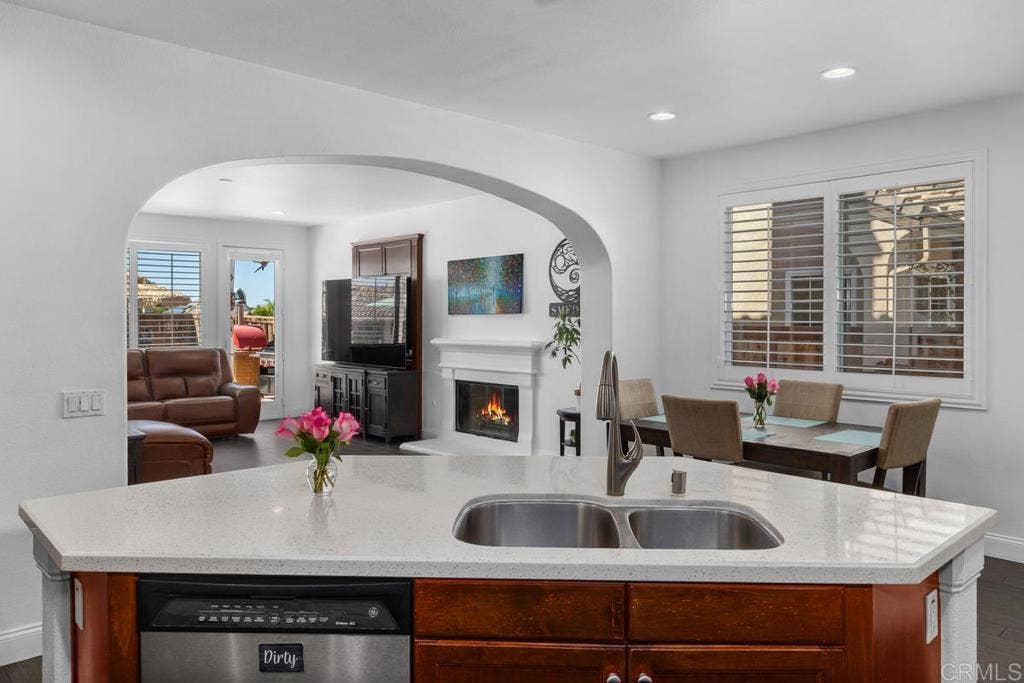 1466 Heatherwood Avenue, Chula Vista, CA 91913 1466 Heatherwood Avenue, Chula Vista, CA 91913