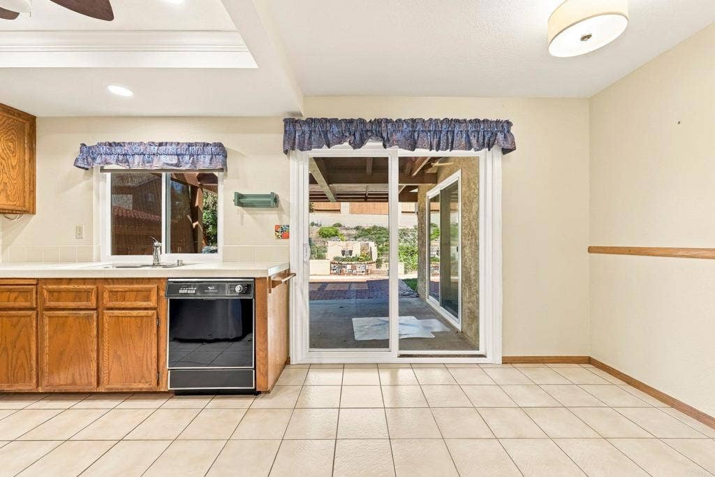 505 Legate Court, Chula Vista, CA 91910 505 Legate Court, Chula Vista, CA 91910