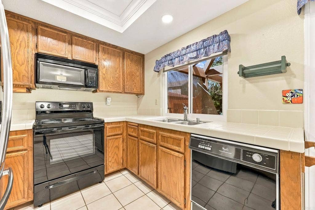 505 Legate Court, Chula Vista, CA 91910 505 Legate Court, Chula Vista, CA 91910
