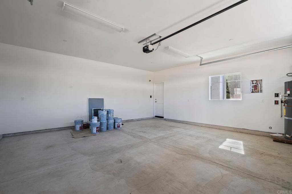 3900 Rojo Tierra, La Mesa, CA 91941 3900 Rojo Tierra, La Mesa, CA 91941