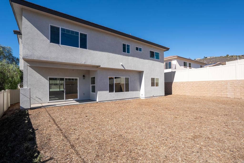 3900 Rojo Tierra, La Mesa, CA 91941 3900 Rojo Tierra, La Mesa, CA 91941