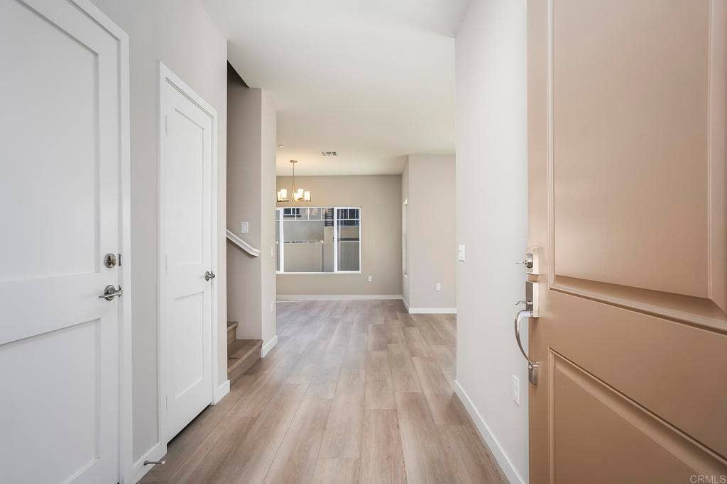 3900 Rojo Tierra, La Mesa, CA 91941 3900 Rojo Tierra, La Mesa, CA 91941