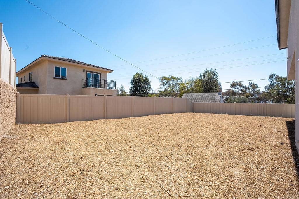 3900 Rojo Tierra, La Mesa, CA 91941 3900 Rojo Tierra, La Mesa, CA 91941