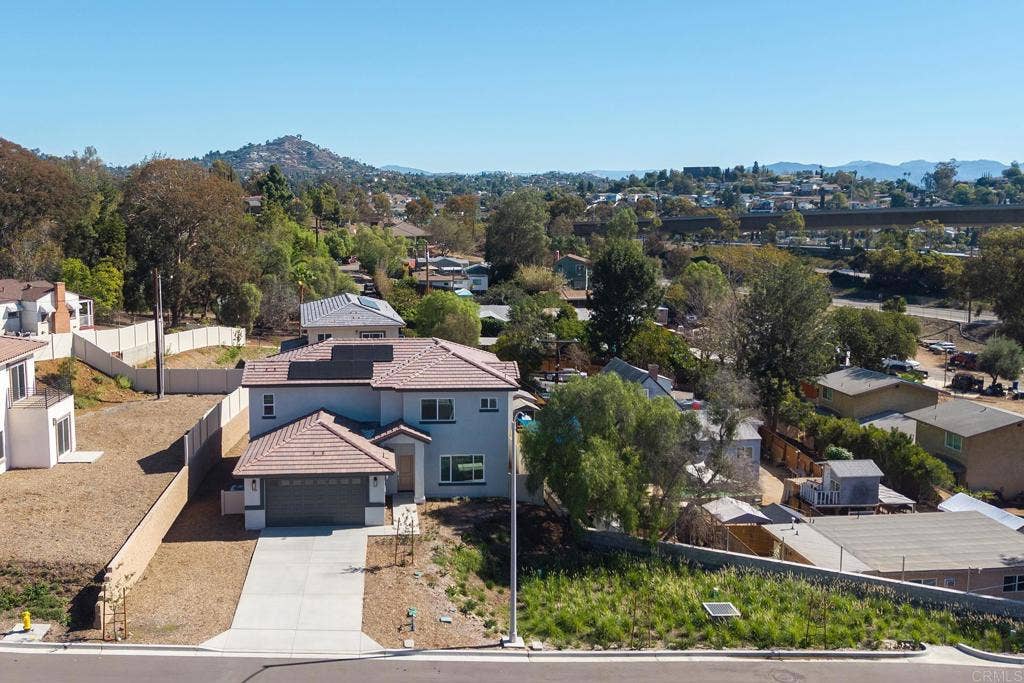 3900 Rojo Tierra, La Mesa, CA 91941 3900 Rojo Tierra, La Mesa, CA 91941