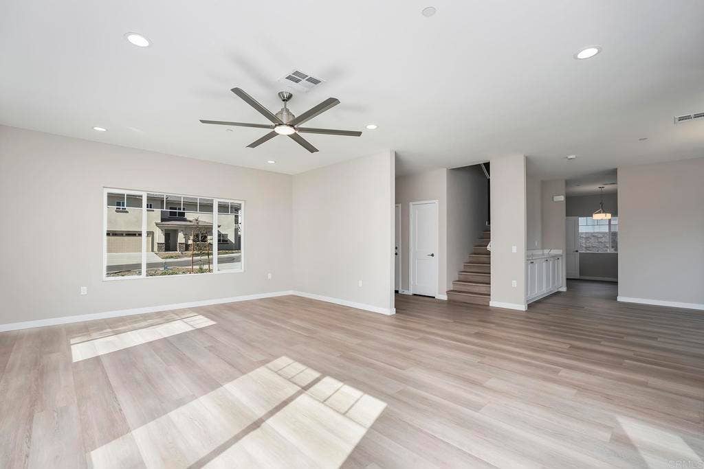 3900 Rojo Tierra, La Mesa, CA 91941 3900 Rojo Tierra, La Mesa, CA 91941