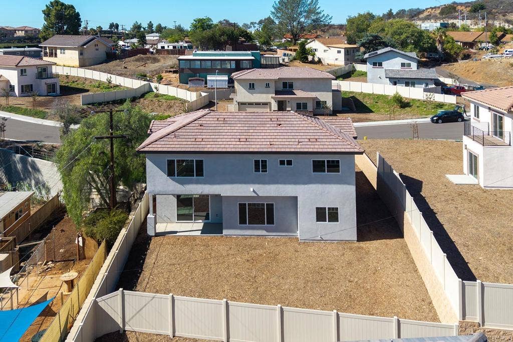 3900 Rojo Tierra, La Mesa, CA 91941 3900 Rojo Tierra, La Mesa, CA 91941