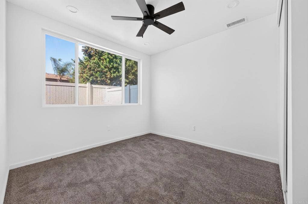395 N 1St Street, El Cajon, CA 92021 395 N 1St Street, El Cajon, CA 92021