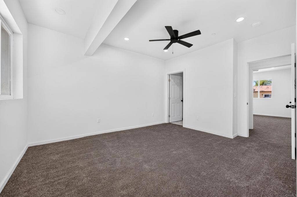 395 N 1St Street, El Cajon, CA 92021 395 N 1St Street, El Cajon, CA 92021