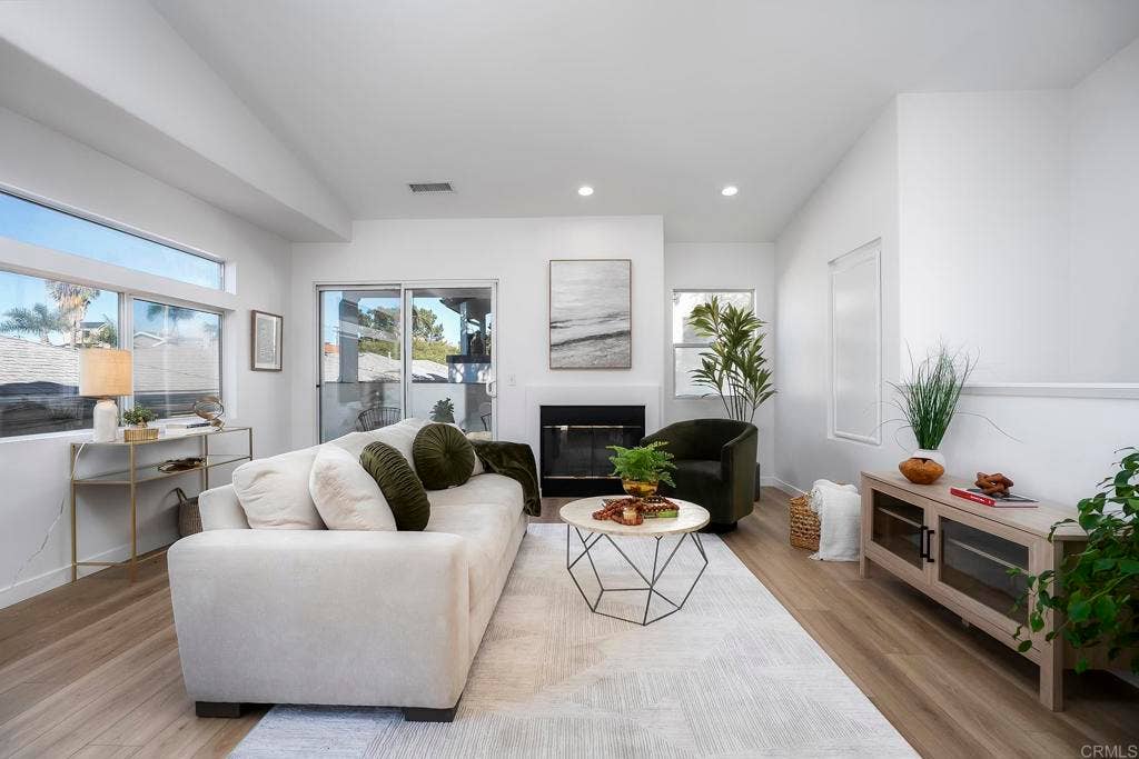 4360 Illinois Street, San Diego, CA 92104