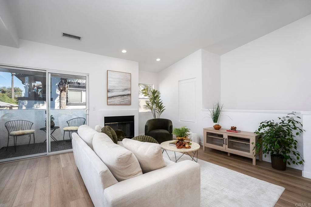 4360 Illinois Street, San Diego, CA 92104