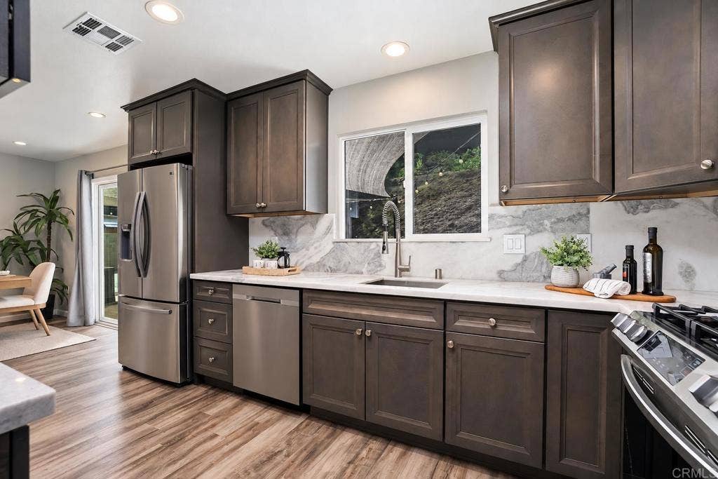 2164 Boundary Street, San Diego, CA 92104 2164 Boundary Street, San Diego, CA 92104