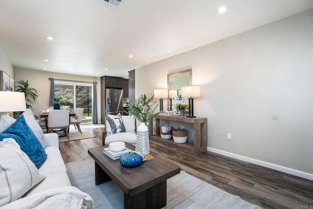 2164 Boundary Street, San Diego, CA 92104 2164 Boundary Street, San Diego, CA 92104