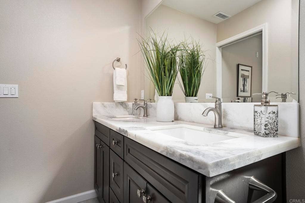 2164 Boundary Street, San Diego, CA 92104 2164 Boundary Street, San Diego, CA 92104