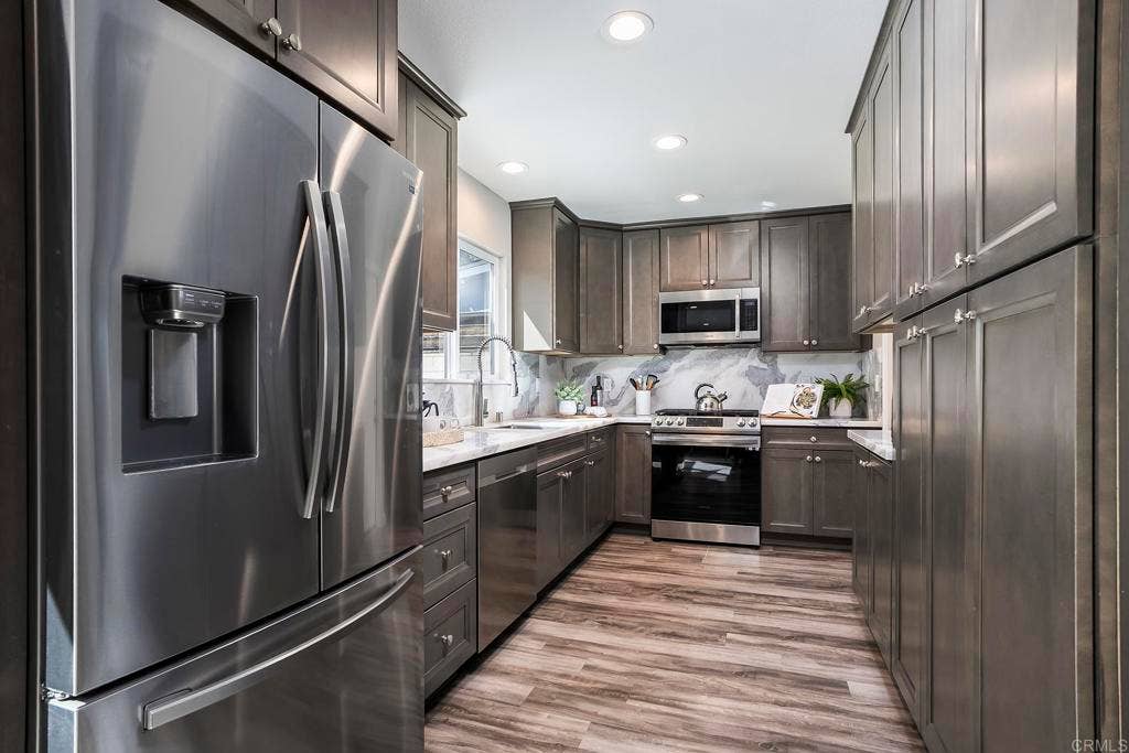 2164 Boundary Street, San Diego, CA 92104 2164 Boundary Street, San Diego, CA 92104