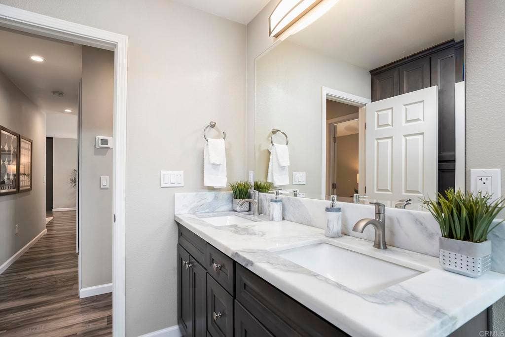 2164 Boundary Street, San Diego, CA 92104 2164 Boundary Street, San Diego, CA 92104