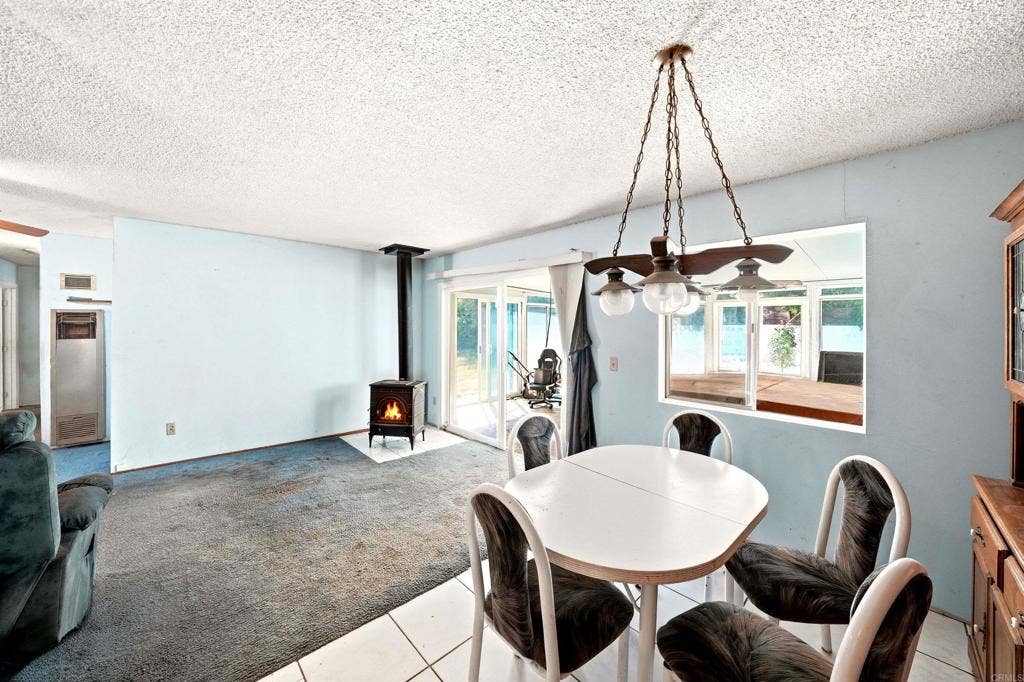 528 Carlsbad Street, Spring Valley, CA 91977 528 Carlsbad Street, Spring Valley, CA 91977