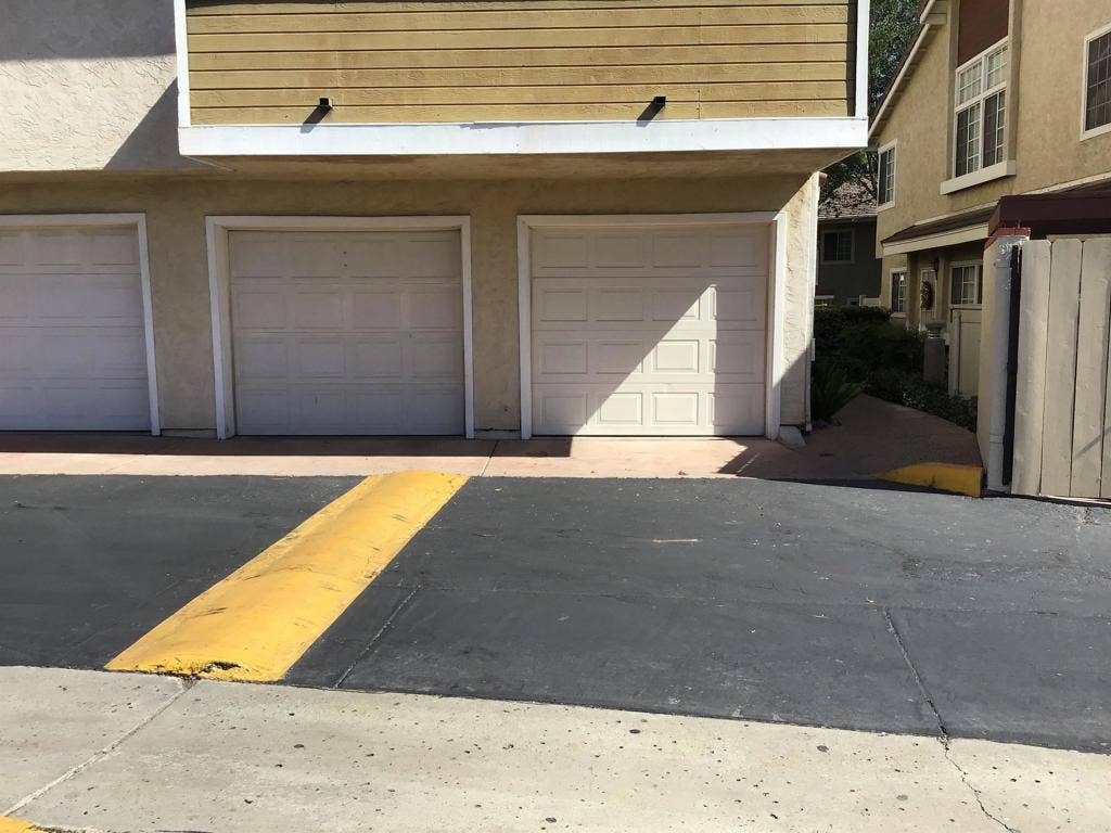 10140 Palm Glen Drive, #29, Santee, CA 92071 Middle garage